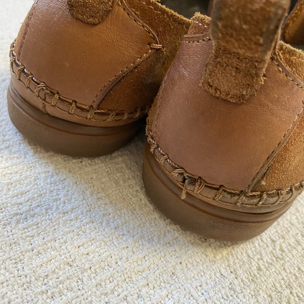 Clarks Tan Suede Leather Men’s Moccasin Casual Lace Up Shoes Comfortable 9.5 - Picture 4 of 9
